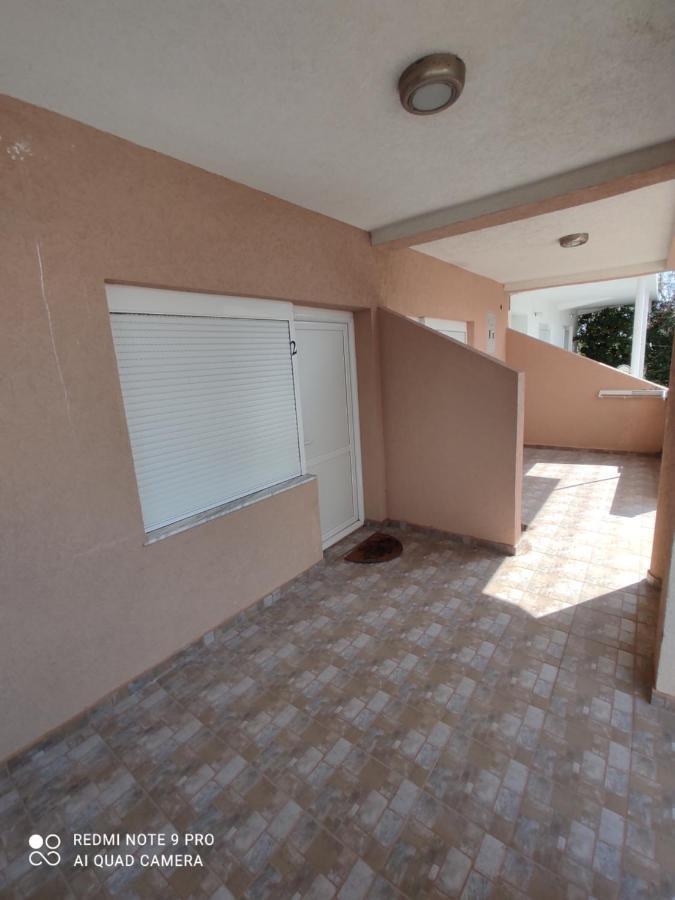 Apartments Anne Petrovac Bagian luar foto